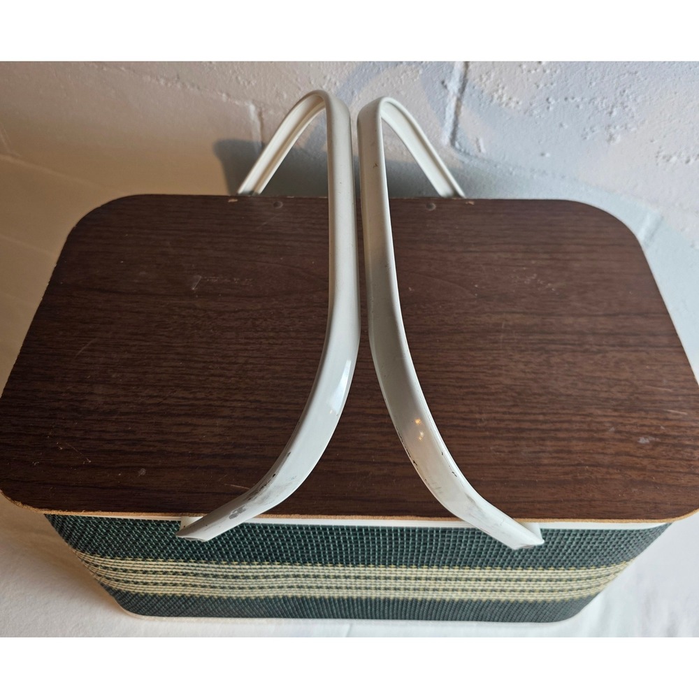 Vintage Redmon Woven Vinyl Picnic Basket Green Striped Retro MCM - Picture 7 of 15